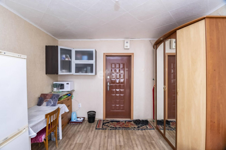 Комната Котовского, 13