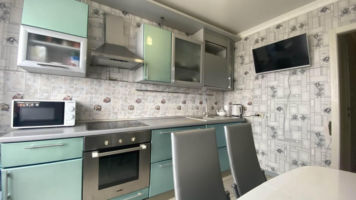 2-комн квартира Домостроителей, 6а