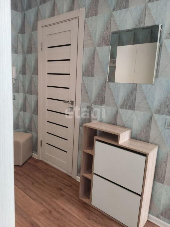 1-комн квартира Полевая, 105