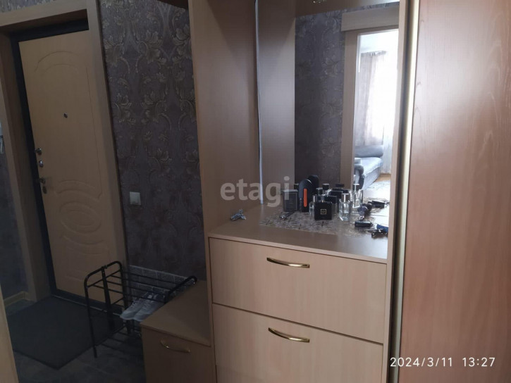 2-комн квартира Западносибирская, 22/1