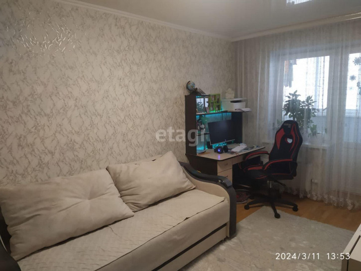 2-комн квартира Западносибирская, 22/1