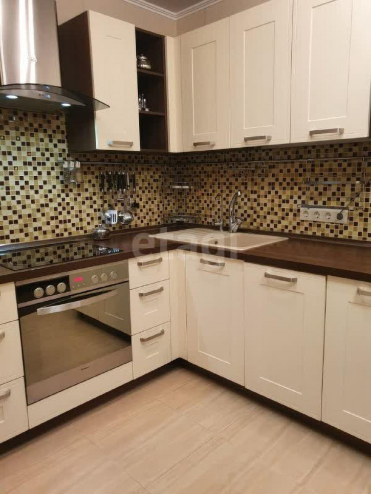 2-комн квартира Николая Семенова, 35