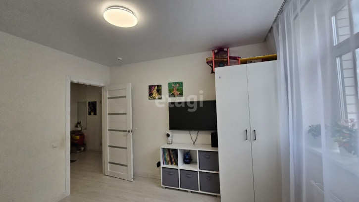 2-комн квартира Первооткрывателей, 10