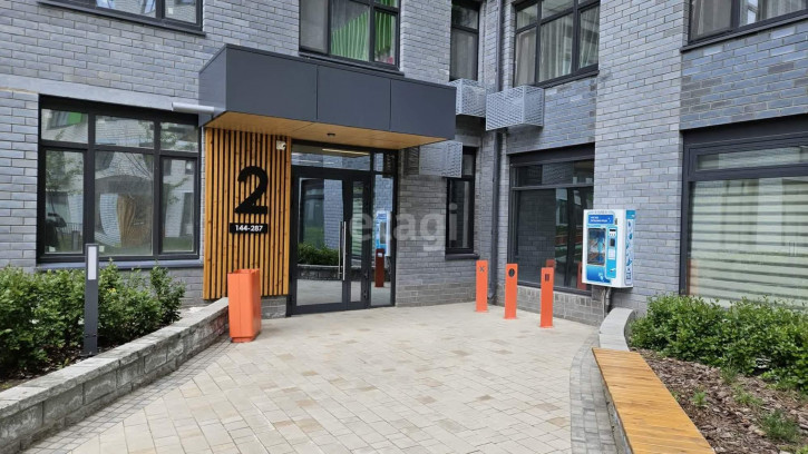 2-комн квартира Первооткрывателей, 10