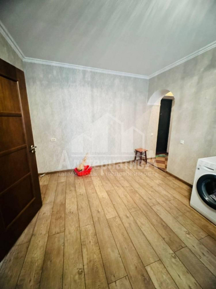 2-комн квартира Героев Медиков ул.