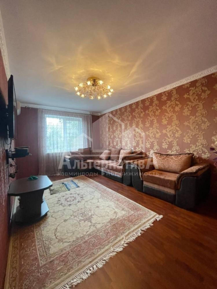3-комн квартира Главная ул.