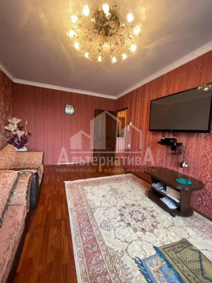 3-комн квартира Главная ул.