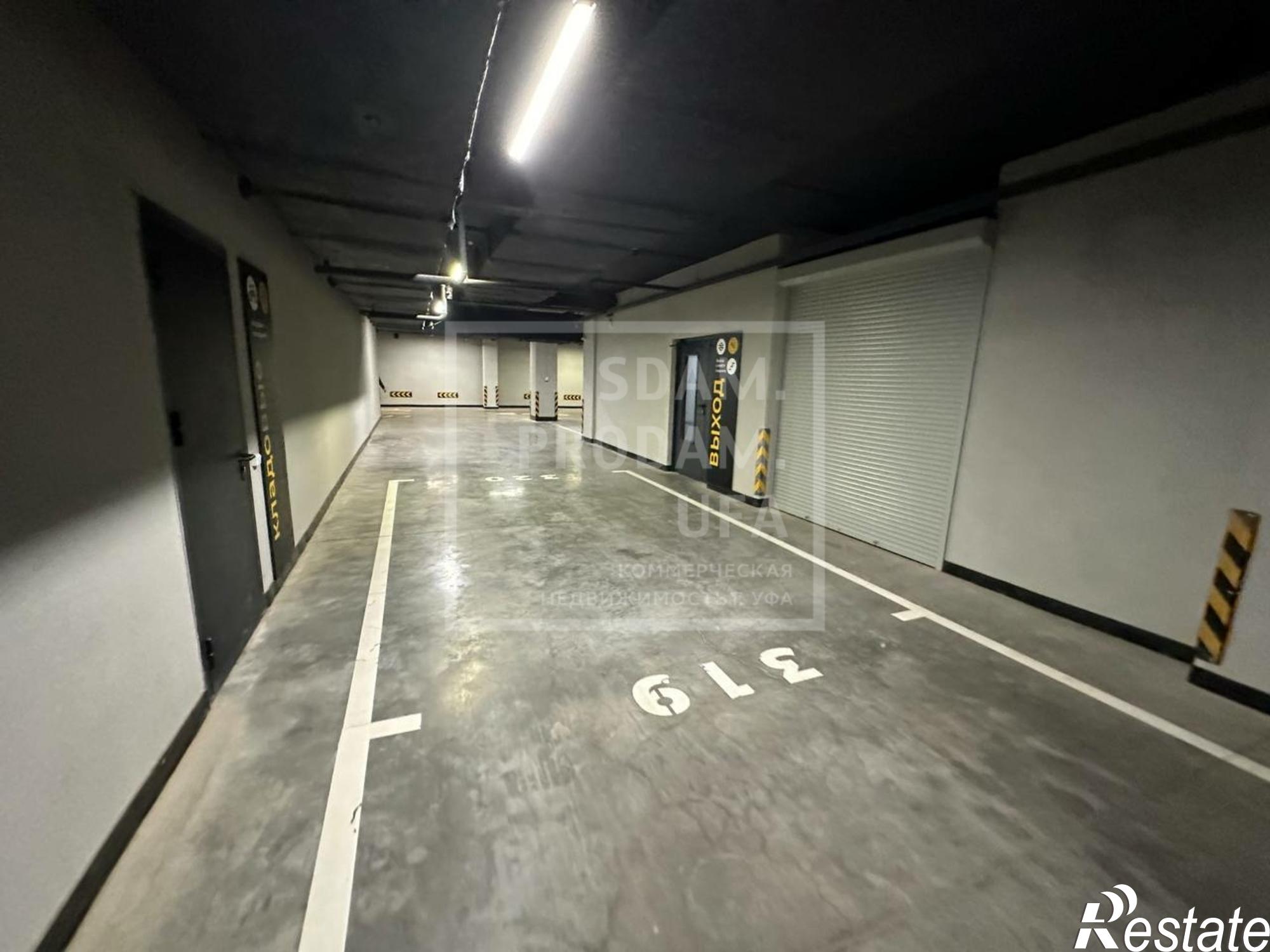 Купить гараж, место в паркинге за 3 500 000 рублей на Цюрупы улица, д.30