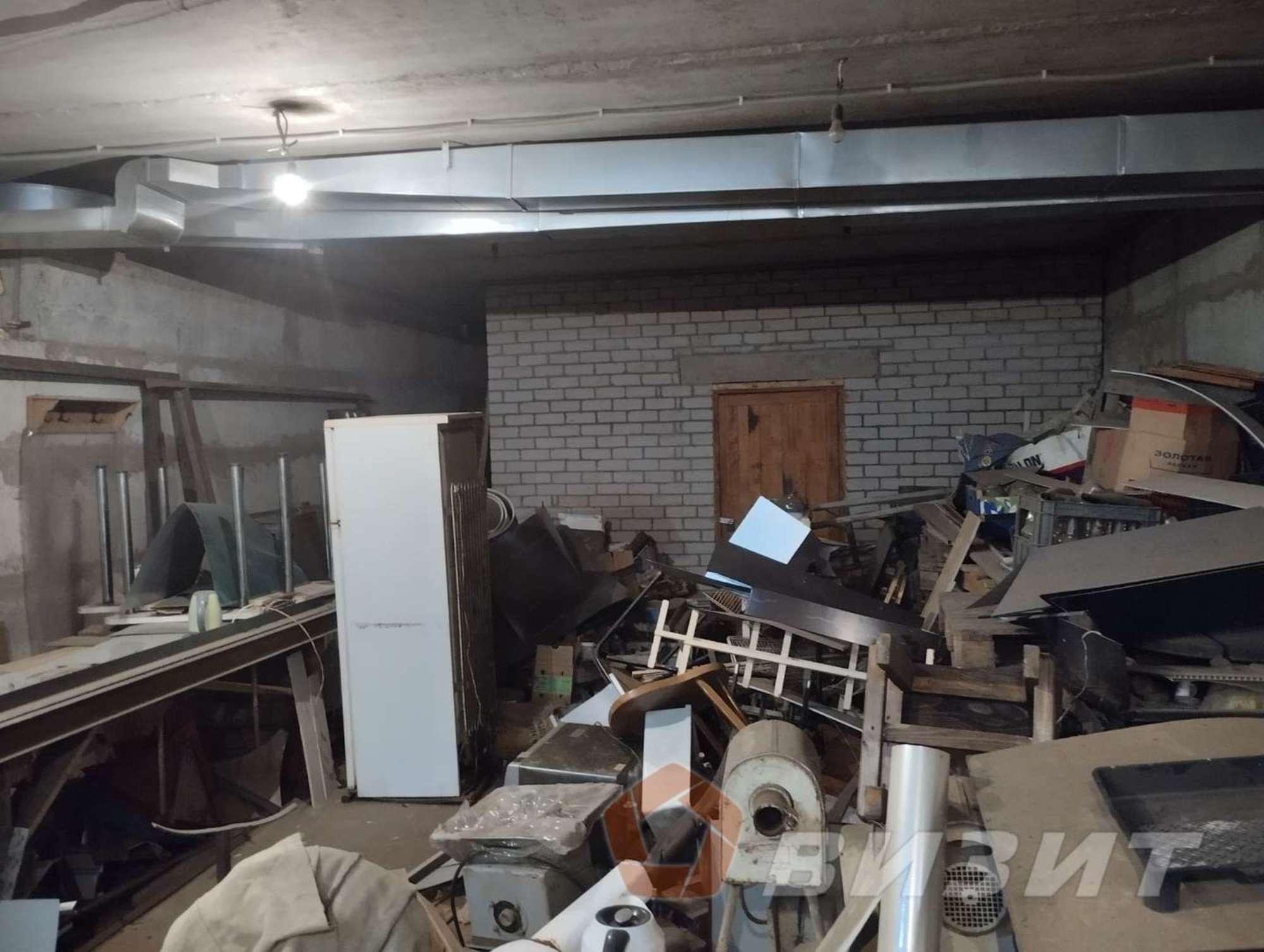 Сдать торговое помещение за 18 000 рублей на Ясная улица, 21а