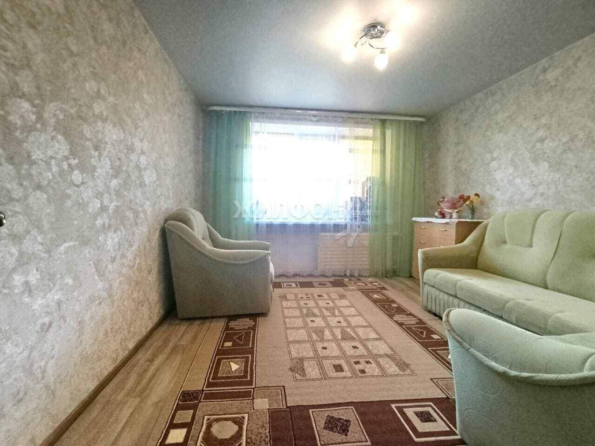 Купить квартиру за 4 300 000 рублей на Соловьева улица, д.107В