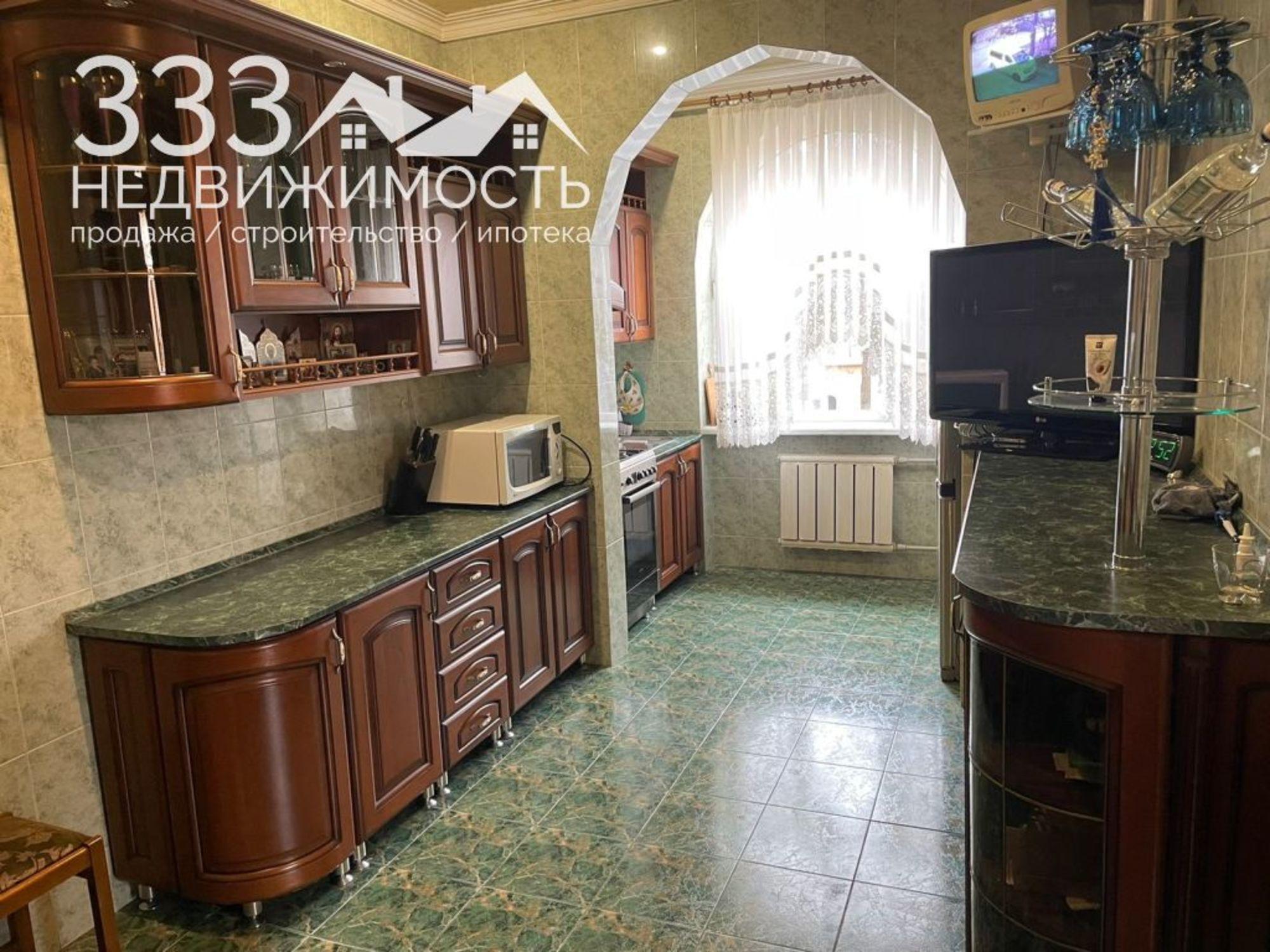 Купить дачу, дом, коттедж за 25 500 000 рублей на Генерала Хетагурова ул, 136