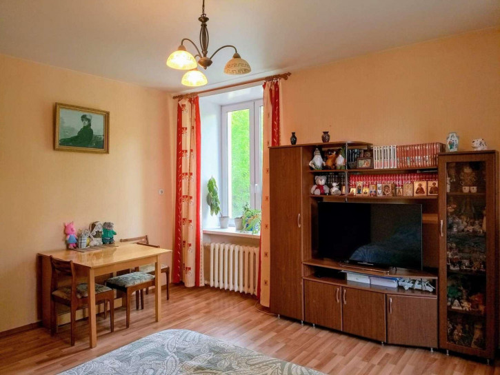 3-комн квартира Победы улица, 98