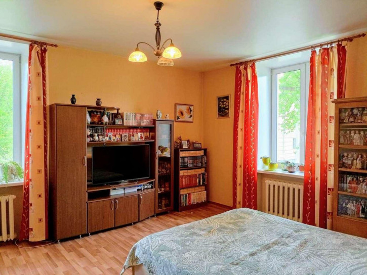 3-комн квартира Победы улица, 98