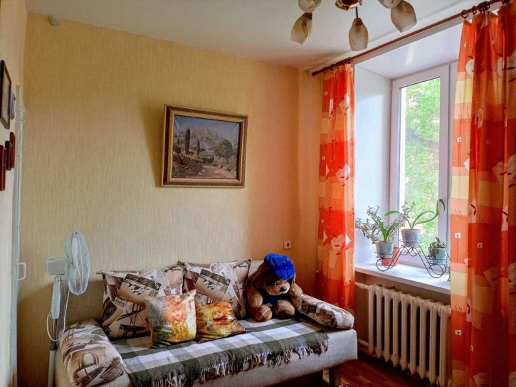 3-комн квартира Победы улица, 98