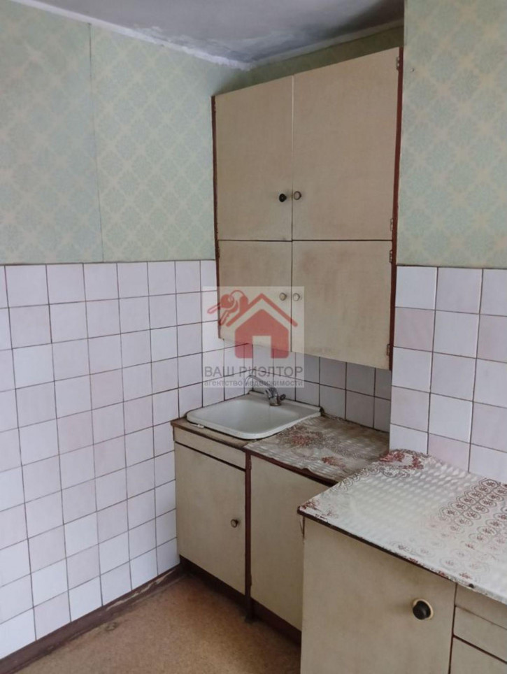 2-комн квартира Кирова проспект, 407