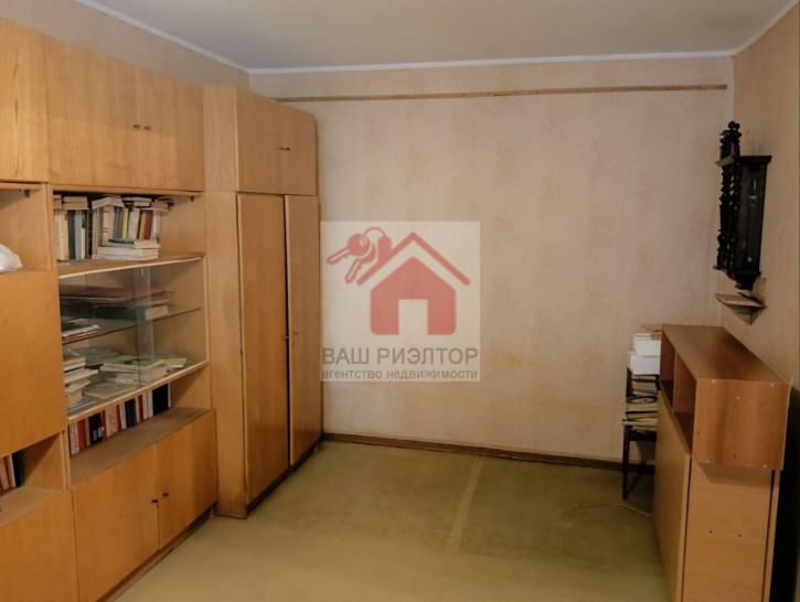 2-комн квартира Кирова проспект, 407