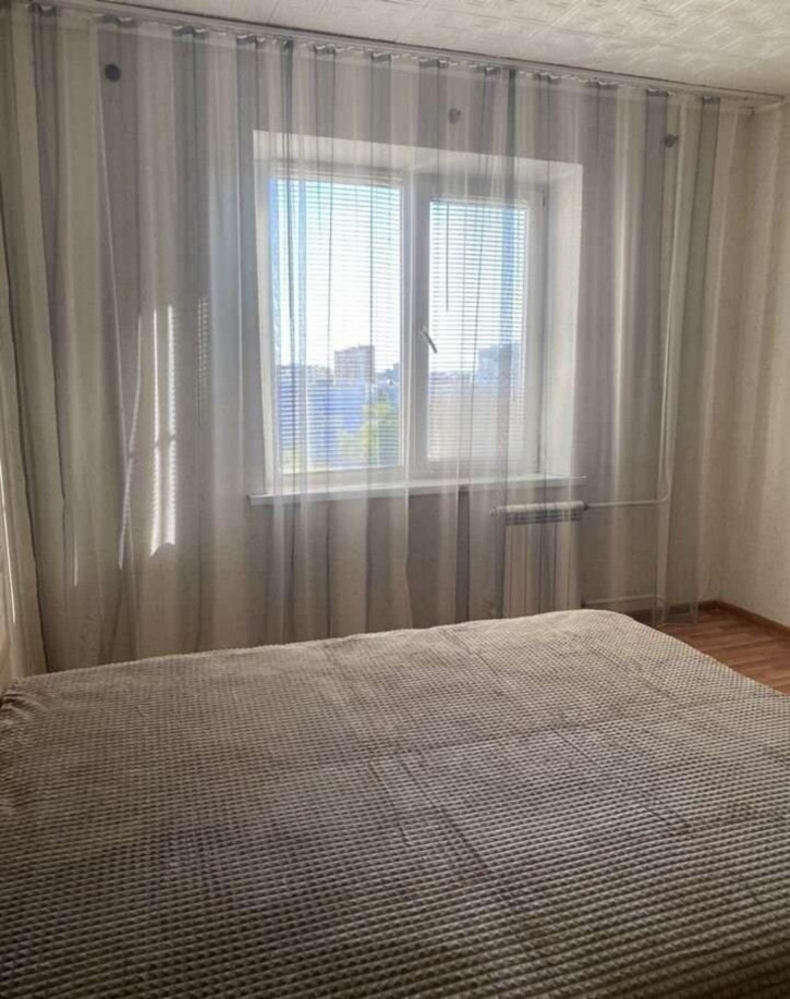 2-комн квартира Шверника улица, 8
