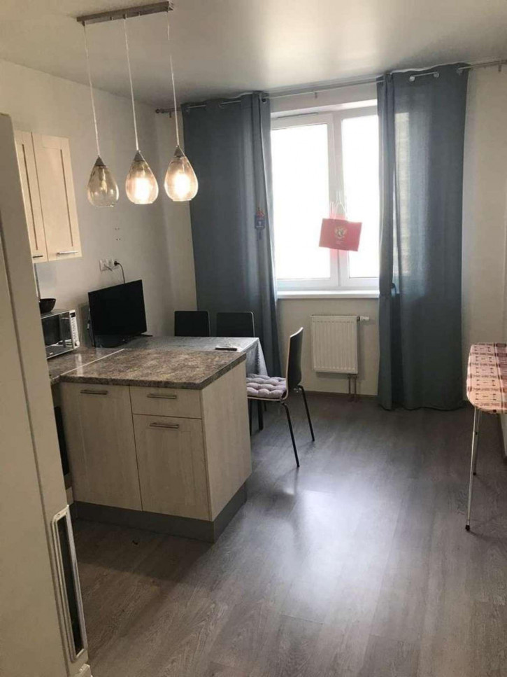 1-комн квартира Авроры улица, 112