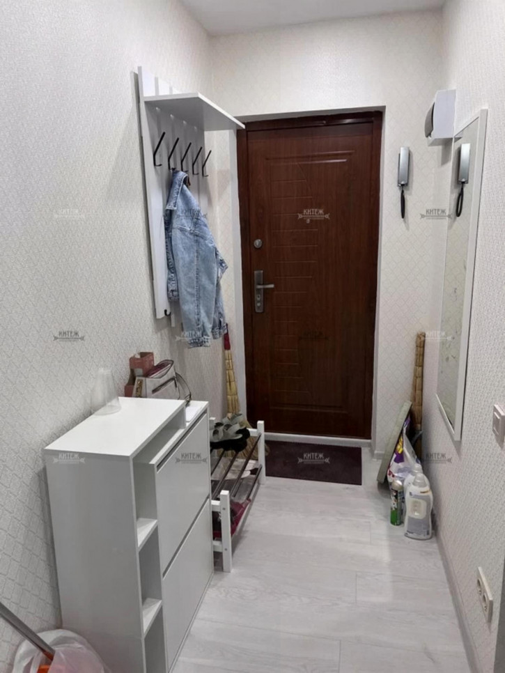 1-комн квартира Гурьянова улица,49