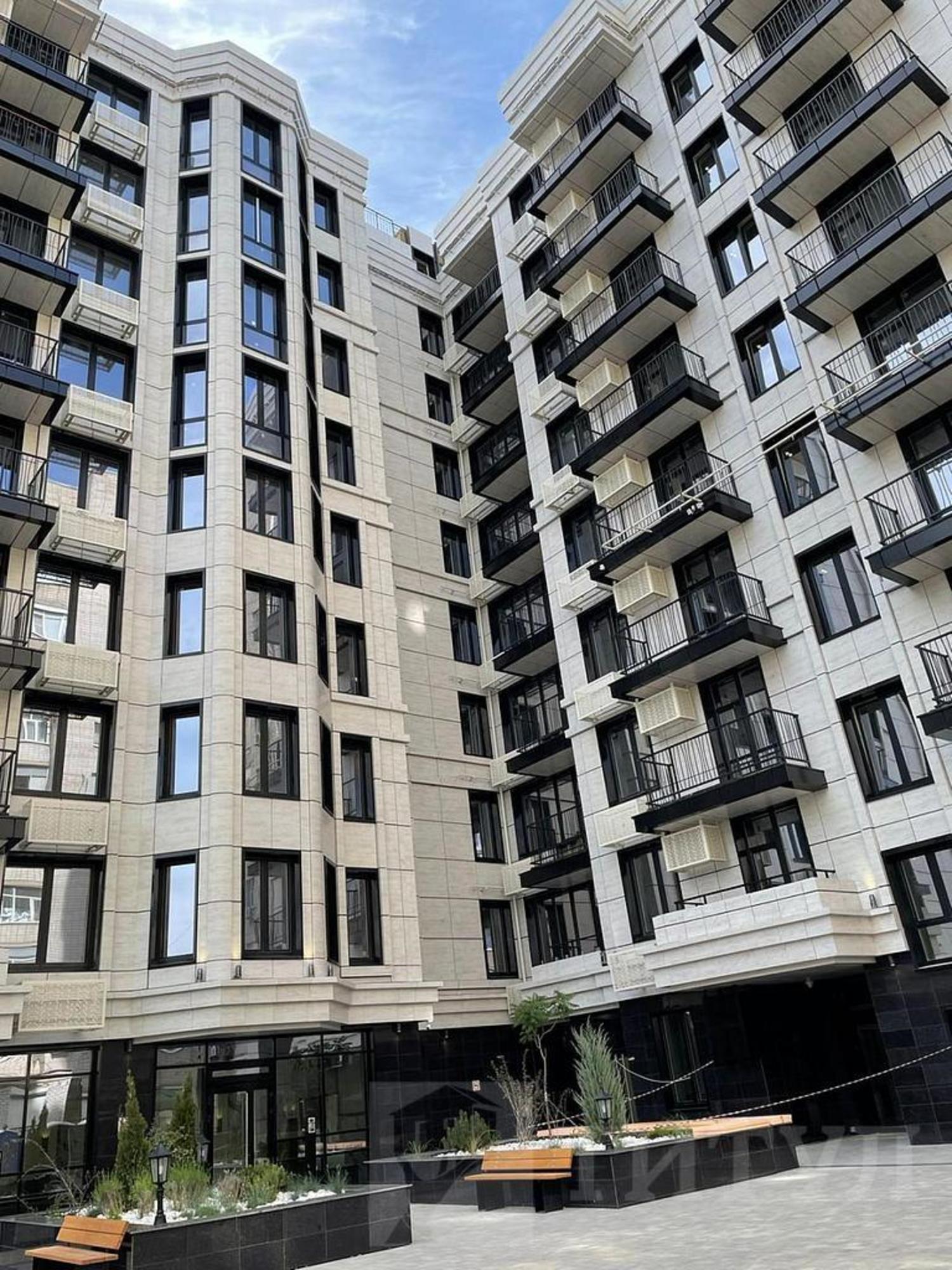 Купить квартиру за 12 500 000 рублей на Центр