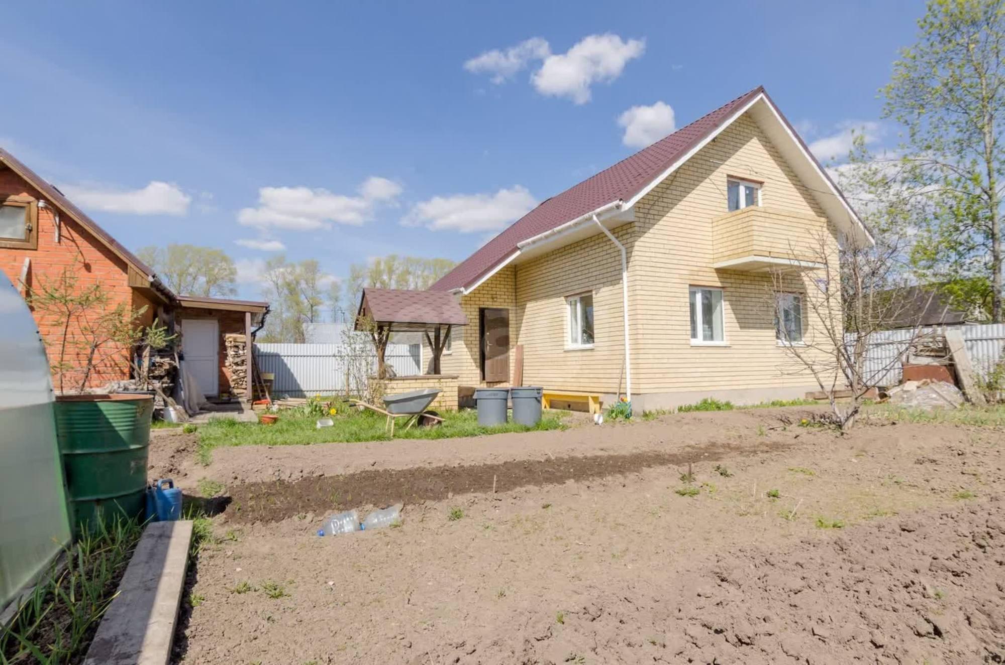Купить дачу, дом, коттедж за 8 000 000 рублей на Кирилловская улица, 38