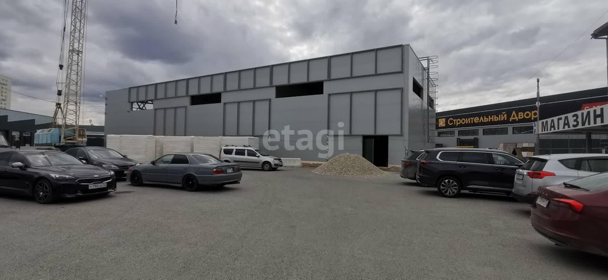 Сдать торговое помещение за 950 000 рублей на Горпищекомбинатовская 14