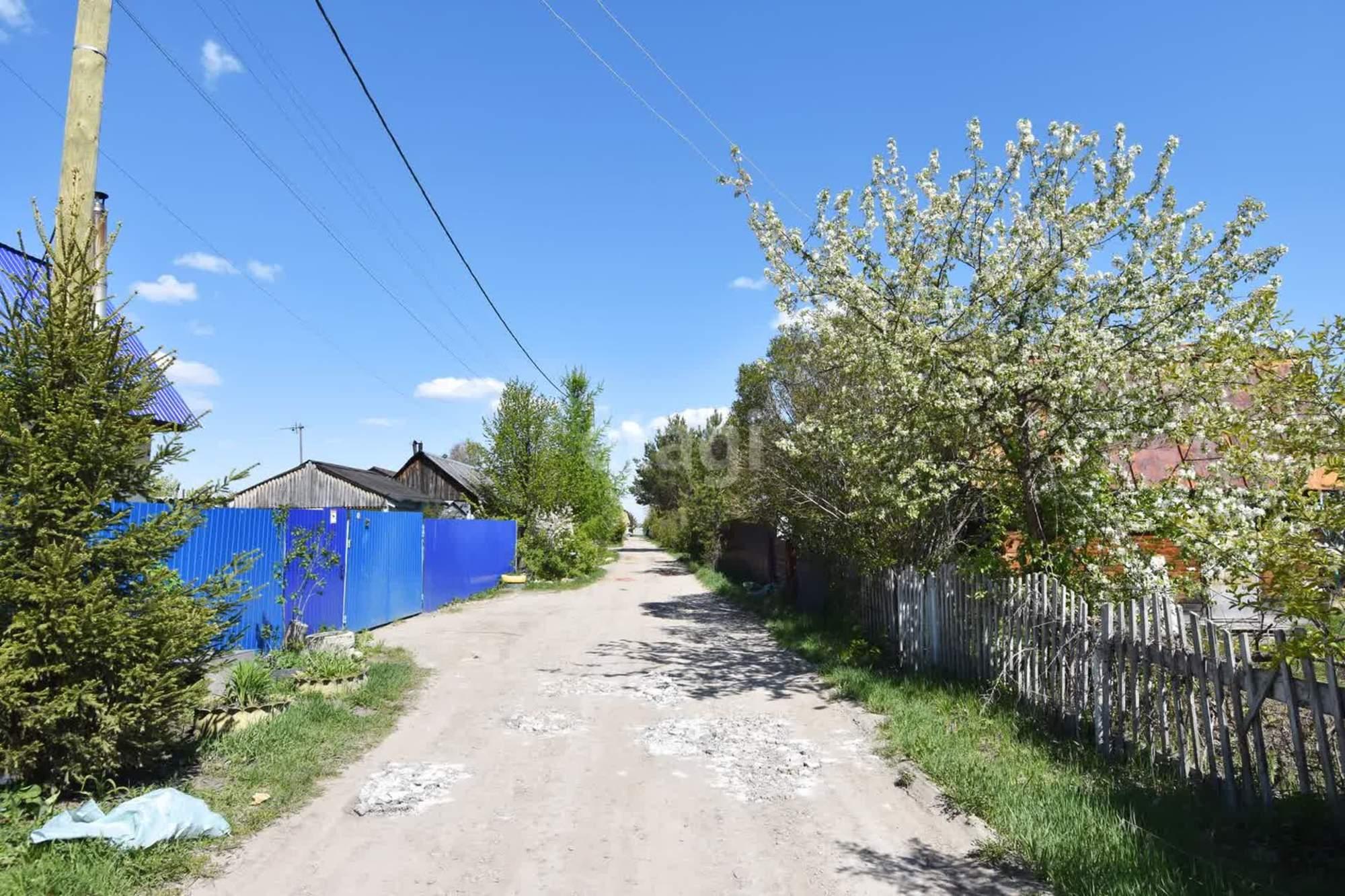 Купить дачу, дом, коттедж за 2 700 000 рублей на Ромашковая,