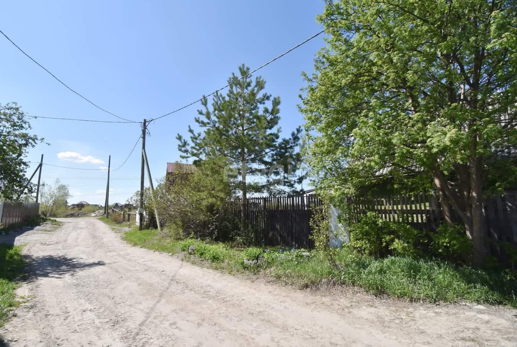 Купить дачу, дом, коттедж за 2 700 000 рублей на Ромашковая,