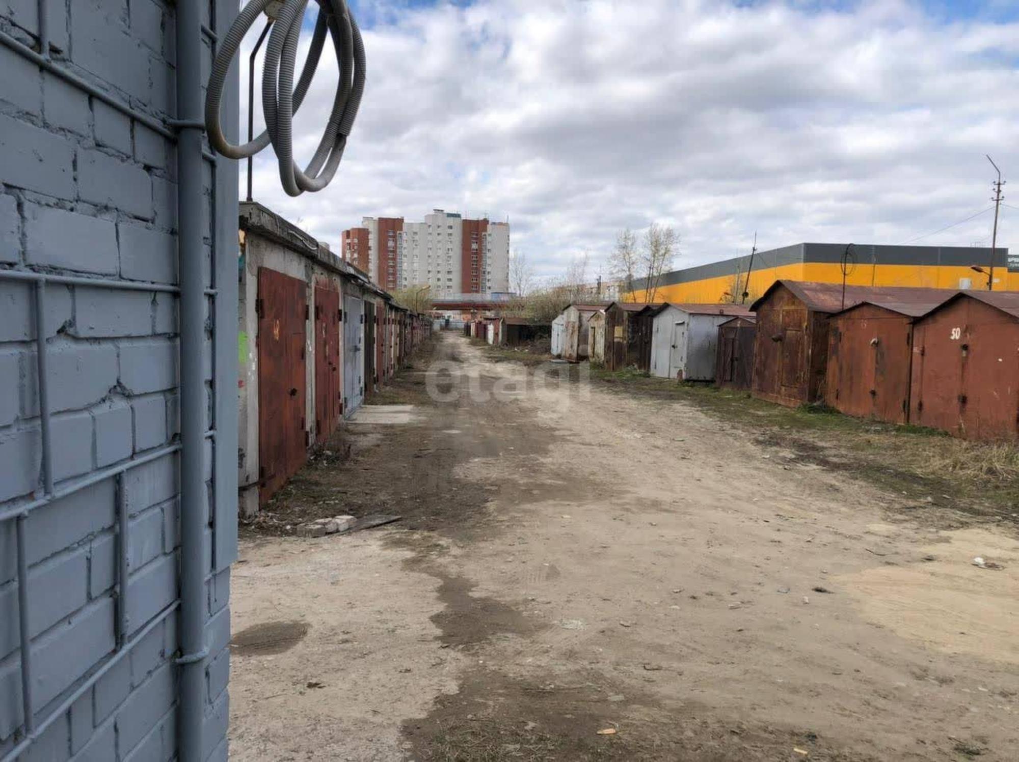 Купить гараж, место в паркинге за 540 000 рублей на Широтная 2