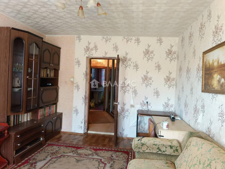 3-комн квартира улица Лакина