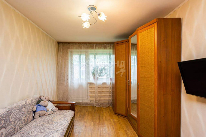2-комн квартира Луначарского улица, д.6