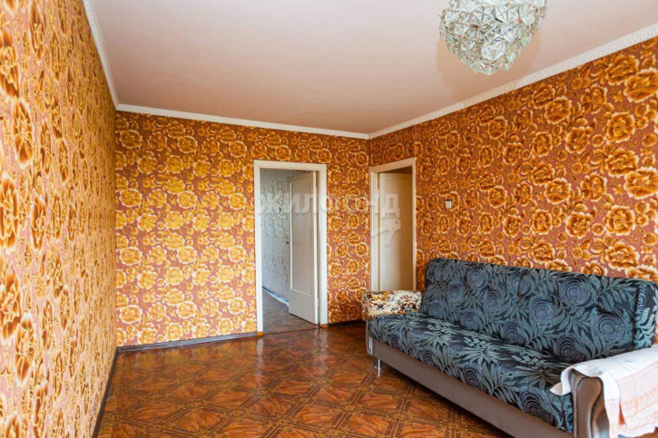 3-комн квартира Грдины улица, д.19