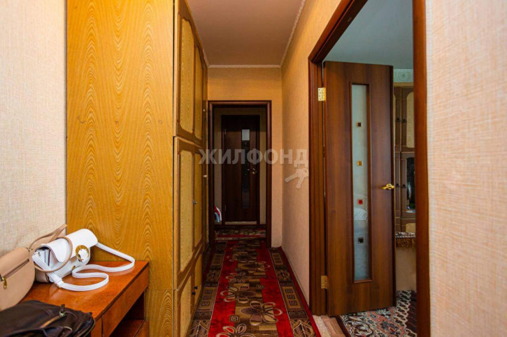 4-комн квартира Авиаторов проспект, д.63