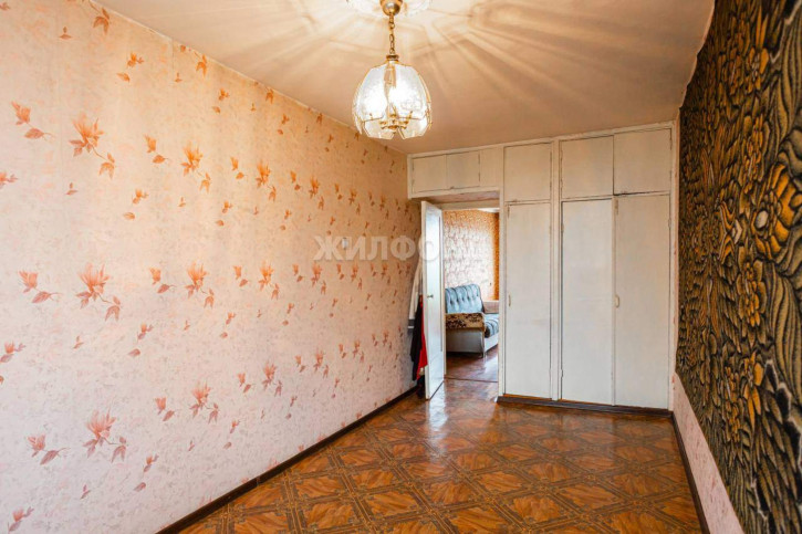 3-комн квартира Грдины улица, д.19