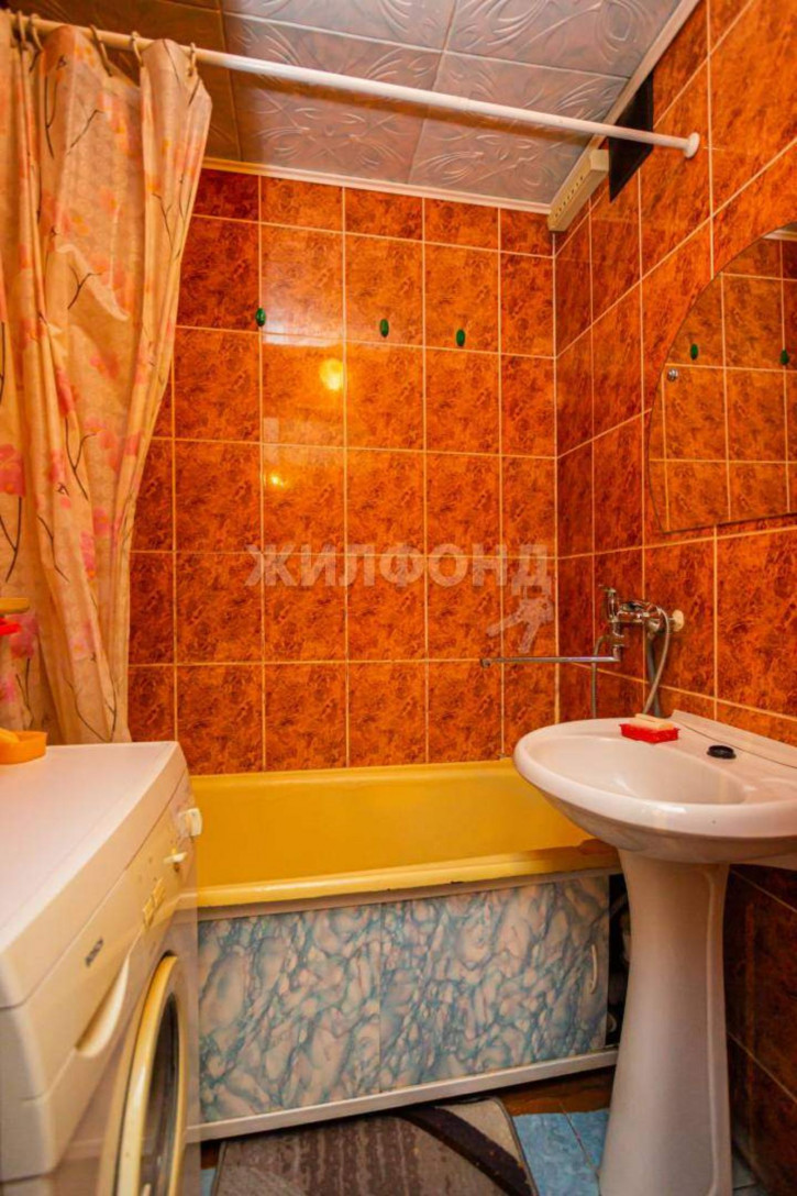 4-комн квартира Авиаторов проспект, д.63
