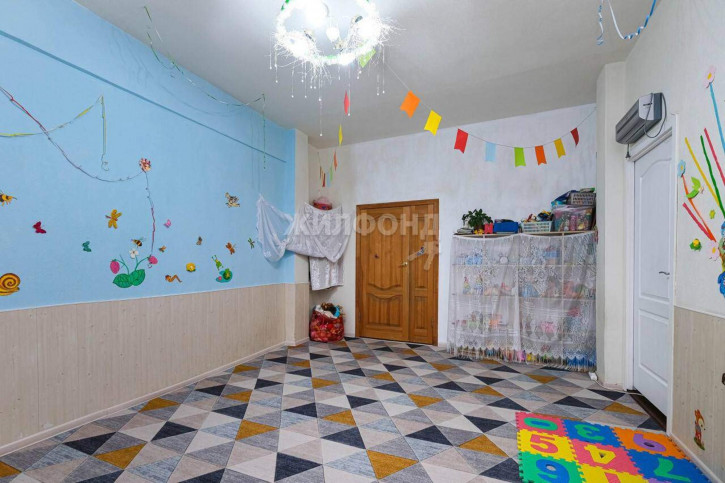 3-комн квартира Дзержинского проспект, д.71