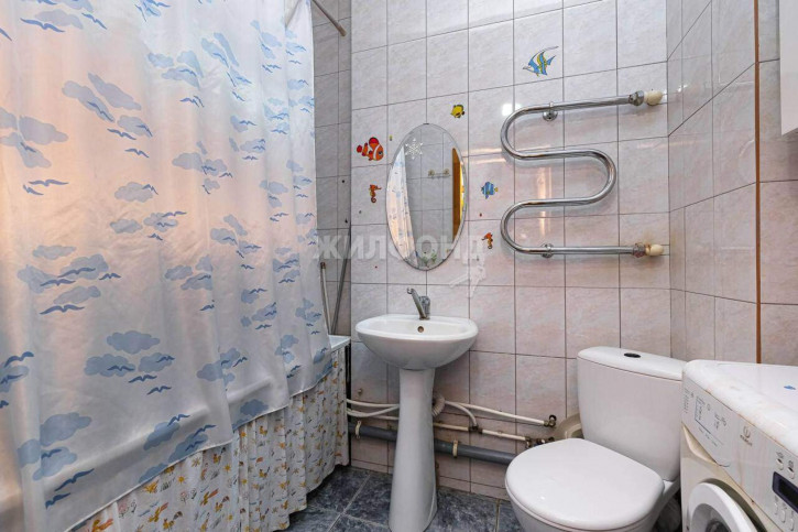 3-комн квартира Дзержинского проспект, д.71