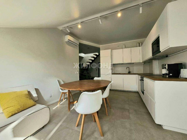 4-комн квартира Верхняя улица, д.4к7
