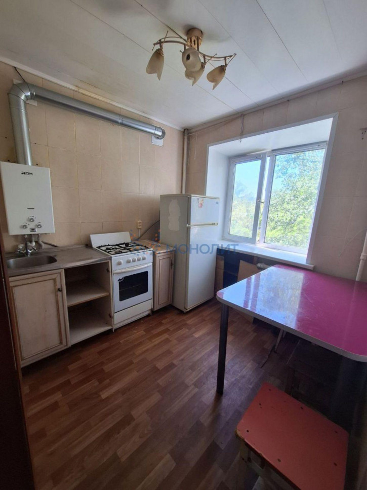 2-комн квартира Светлоярская ул, 13Б