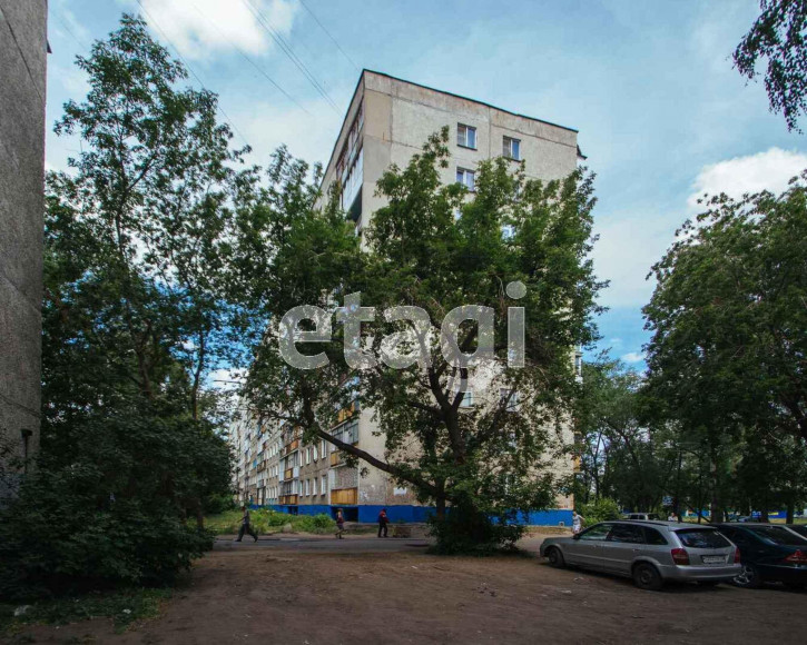 3-комн квартира проспект Королёва, 16