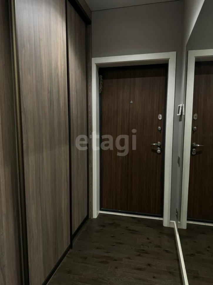 2-комн квартира Газовиков, 73