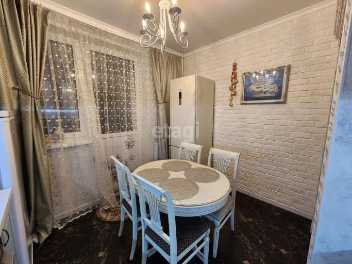 3-комн квартира Парада Победы, 13