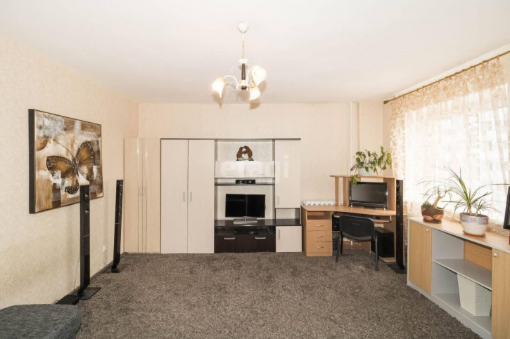 2-комн квартира Таврическая, 9б