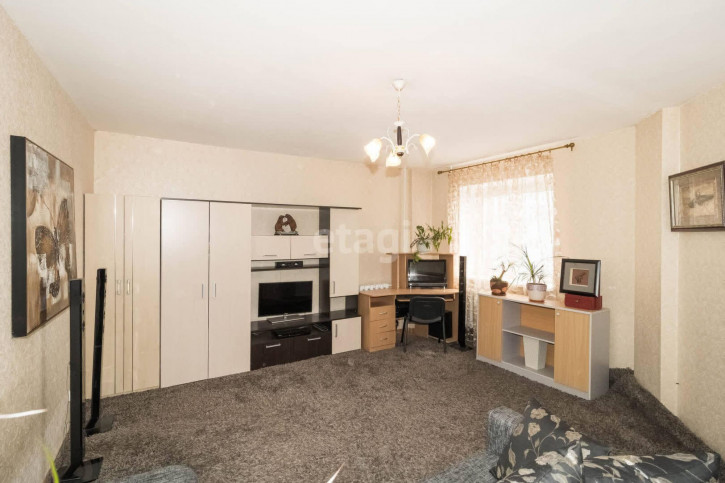 2-комн квартира Таврическая, 9б