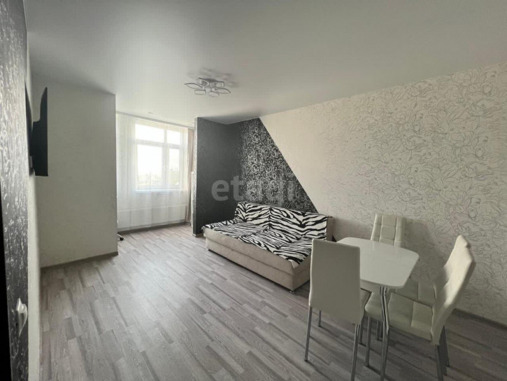 1-комн квартира Тимофея Чаркова, 83