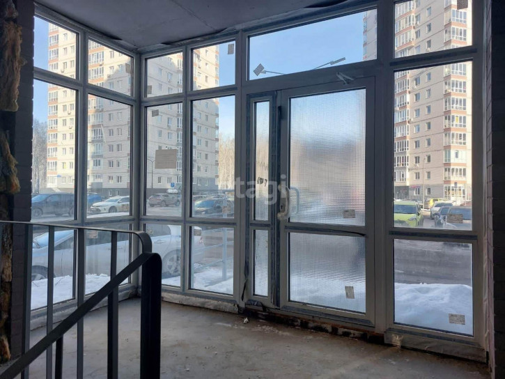 Помещение свободного назначения Мельникайте 2/9