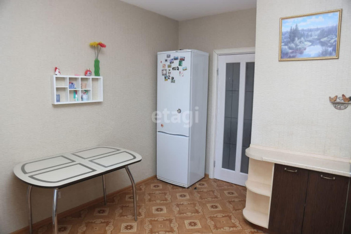 2-комн квартира Муравленко, 1/1