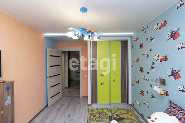 5-комн квартира Самарцева, 32