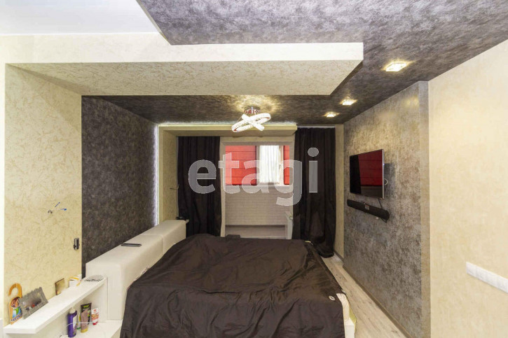 5-комн квартира Самарцева, 32