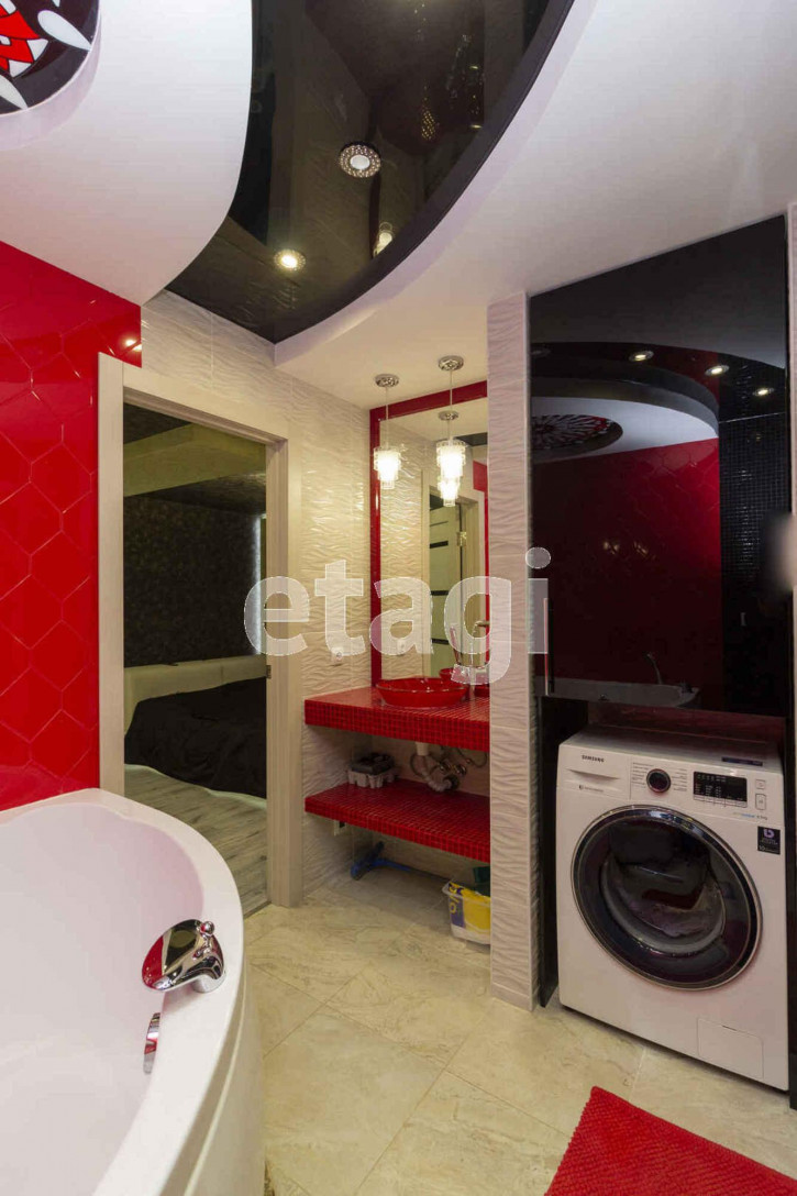 5-комн квартира Самарцева, 32